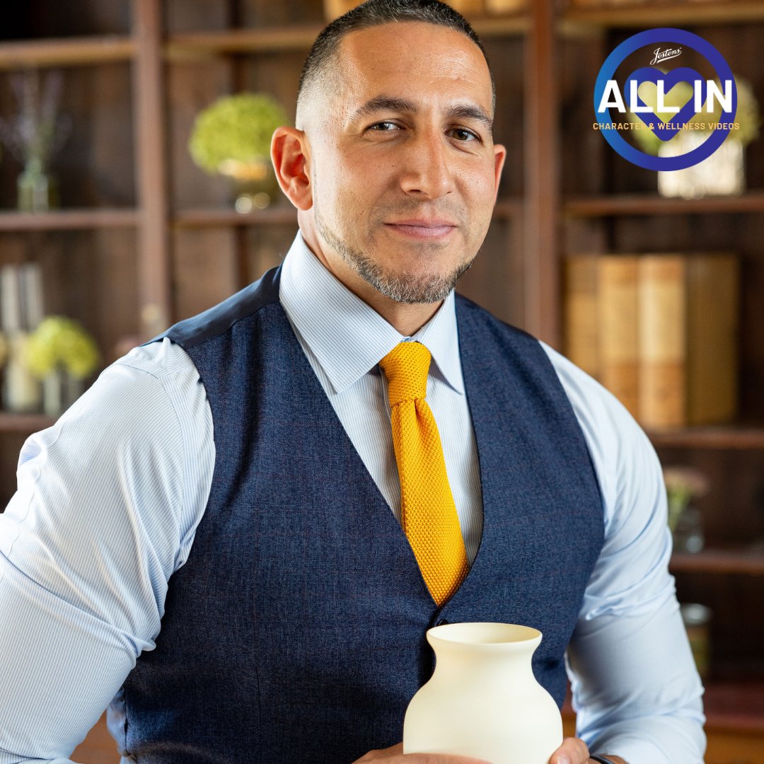 Jostens Renaissance (@j_renaissance) on Twitter photo New episode of All In is out NOW! 📺💙 Finding good friends can be hard. In this episode, <a href="/Gian_Paul_G/">Gian Paul Gonzalez</a> and students discuss why it’s important to choose your friends wisely, the components of good relationships and some tips for building them. Stream now⬇️
jostensrenaissance.com/character-and-… New episode of All In is out NOW! 📺💙 Finding good friends can be hard. In this episode, <a href="/Gian_Paul_G/">Gian Paul Gonzalez</a> and students discuss why it’s important to choose your friends wisely, the components of good relationships and some tips for building them. Stream now⬇️
jostensrenaissance.com/character-and-…