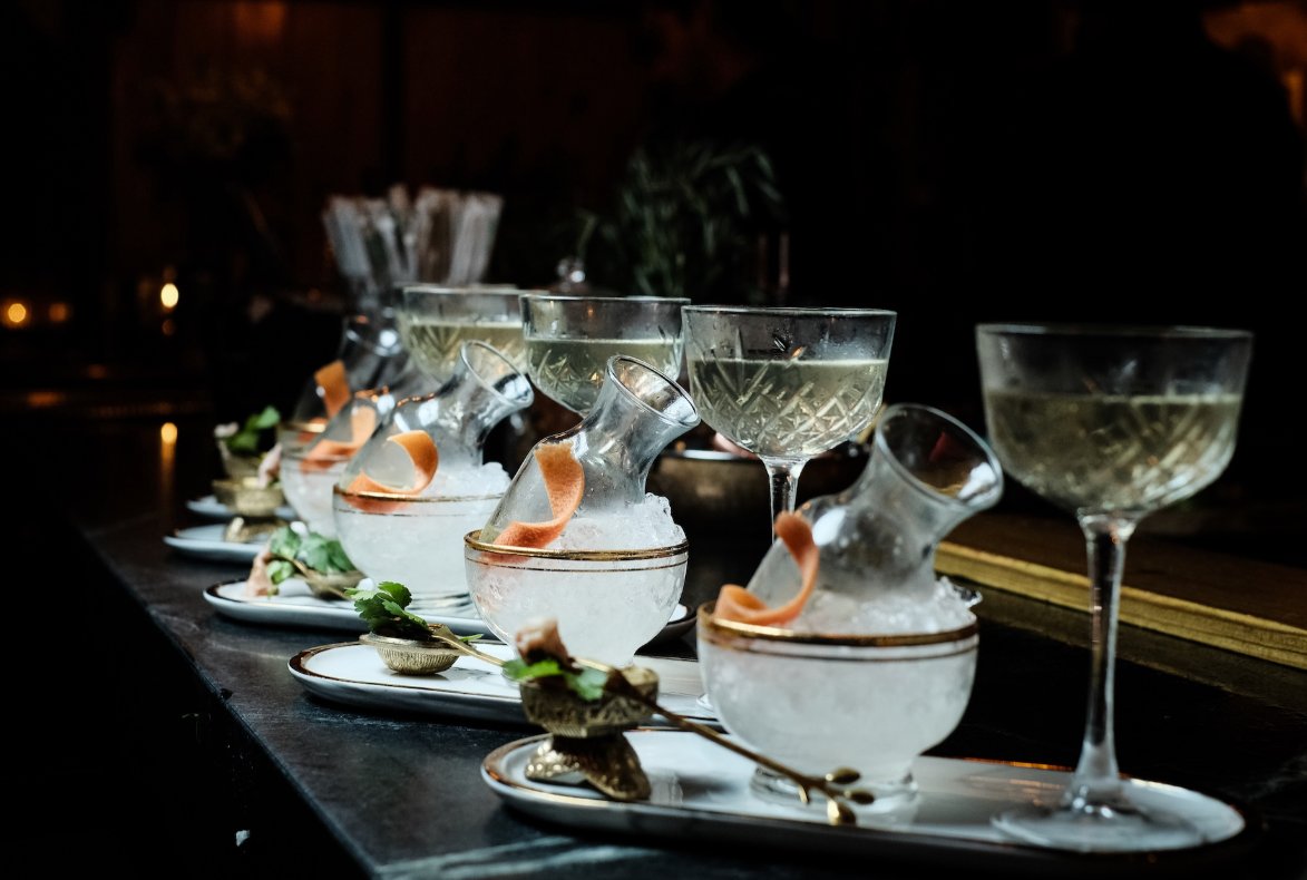 Host an unforgettable private event at 600 T! Immerse yourself in a curated cocktail experience, crafted with passion and creativity. Celebrate and savor expertly crafted cocktails in a one-of-a-kind atmosphere. 

Find our more today!
uniquevenues.com/venue/600-t/