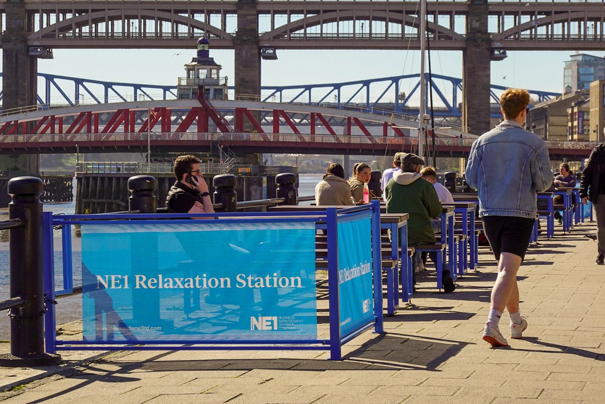 NE1BID's tweet image. We're delighted to welcome back NE1’s Relaxation Stations on the Quayside, just as the sunshine starts to return.
The space is designed for everyone to use - whether you're grabbing a quiet lunch, meeting a friend, or simply taking a moment to stop and enjoy the riverside views.