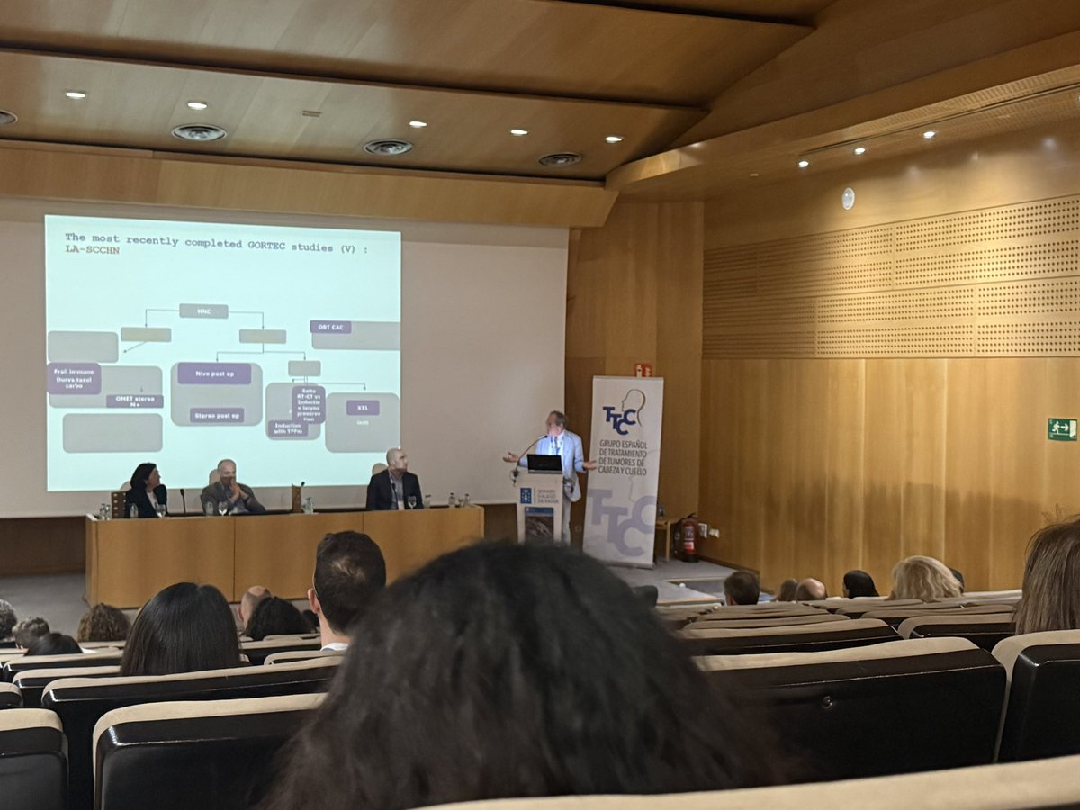 aureamodi's tweet photo. Update on recent studies
Dra Lara Iglesias, Dr Jean Bourhis
@FundacionTTCC @ttccgroup. #GORTEC https://t.co/1jXrmLMJw3