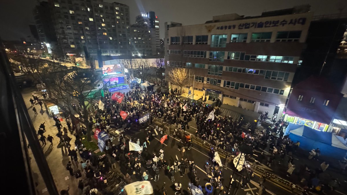 e (@e_of_nothing) on Twitter photo 