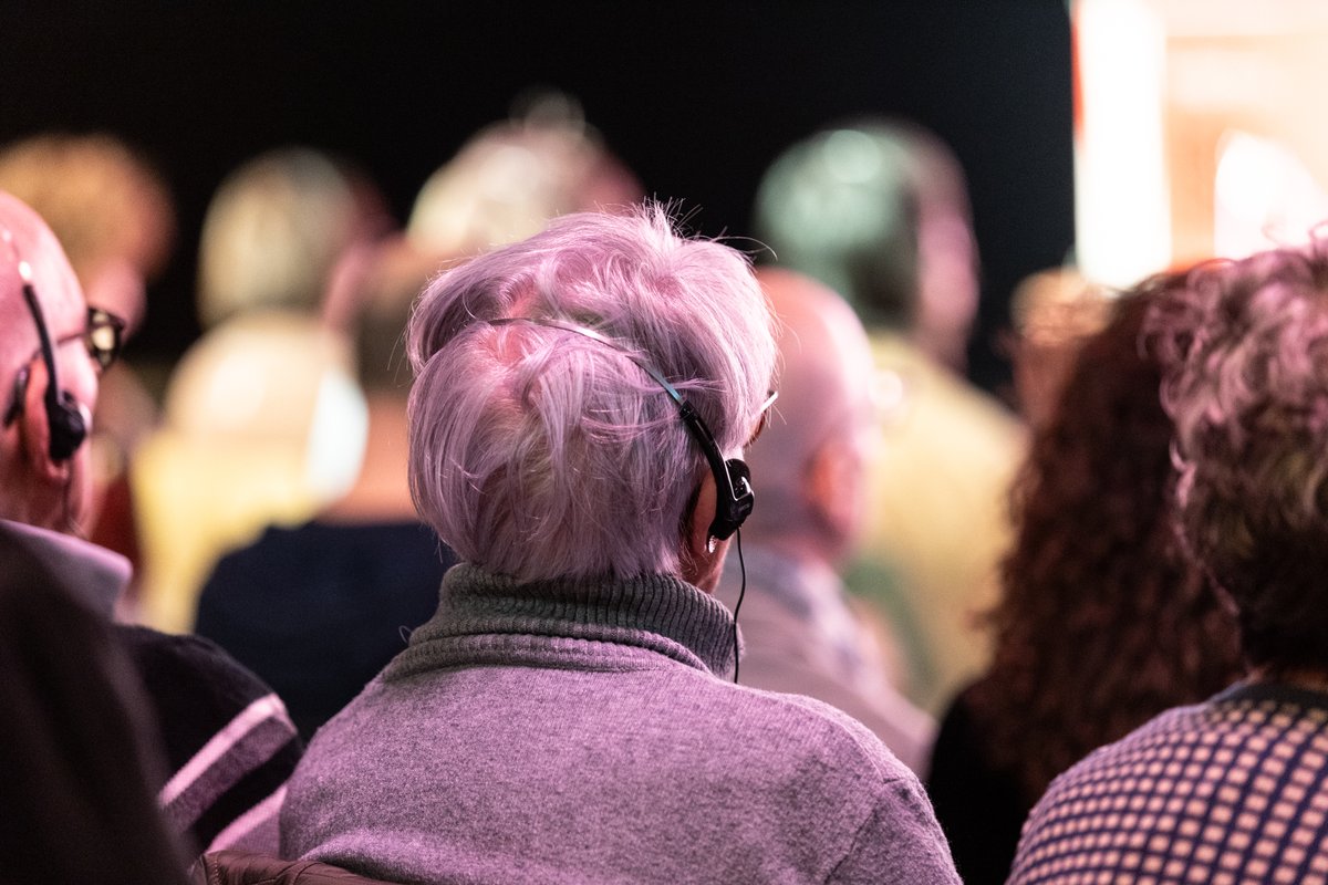 FestivalMOT's tweet photo. Gràcies per fer el MOT accessible per a tothom! 🙌💭

Des de l’organització volem agrair a l’Associació Gironina de Sords i a TRADUaction que signessin i traduïssin les converses en directe. Amb els seus serveis vam arribar a tothom.

🔗Recupera les converses a YouTube o al web. https://t.co/B7Js3yNMsi