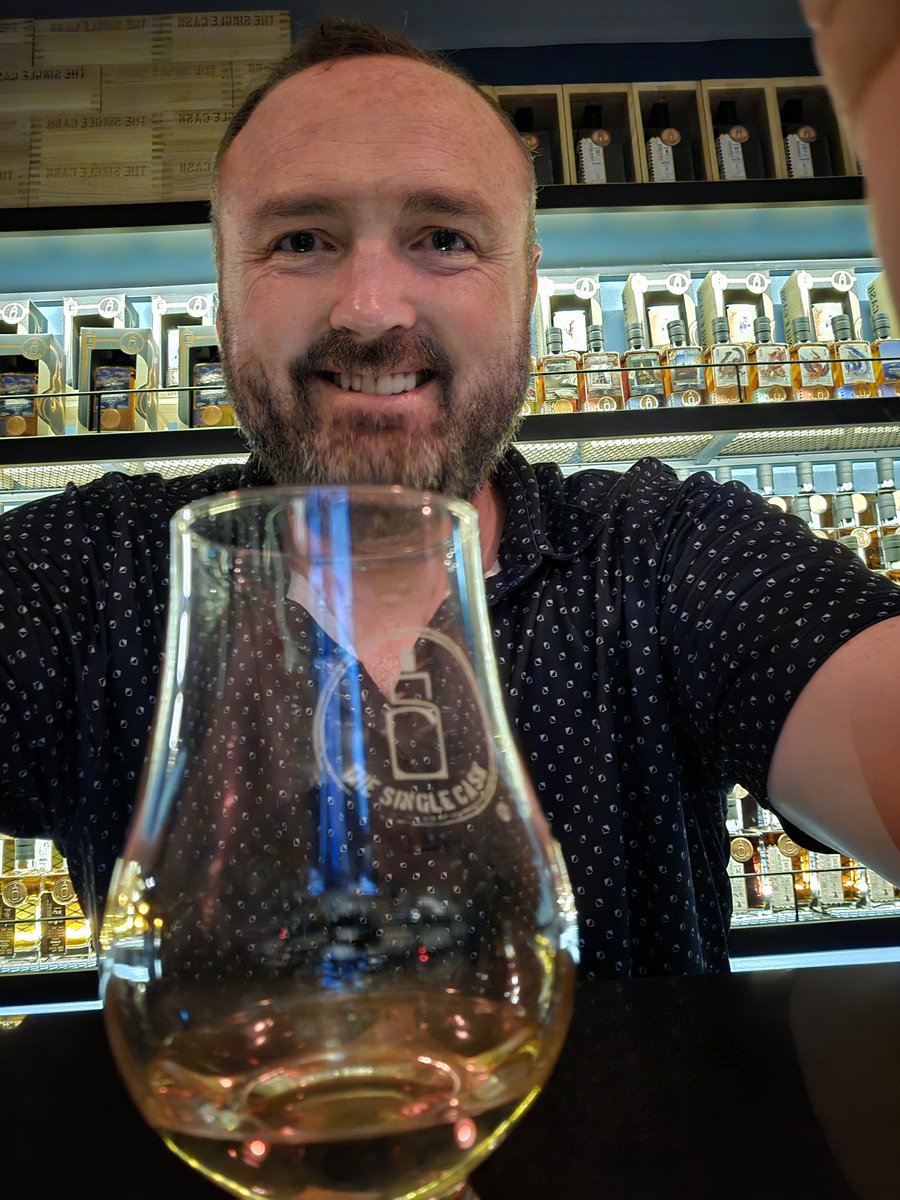 d4rkm4tter's tweet photo. Hard earned Scotch after a day of vibe coding and hacking

#TheSingleCask #BHAsia #whiskeynerd #hacktheplanet #Singapore https://t.co/K46fjcTc7c
