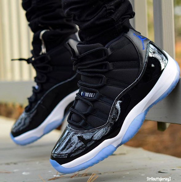 SneakerPics23's tweet photo. Space Jam 11's https://t.co/V6zUpHn7Vv