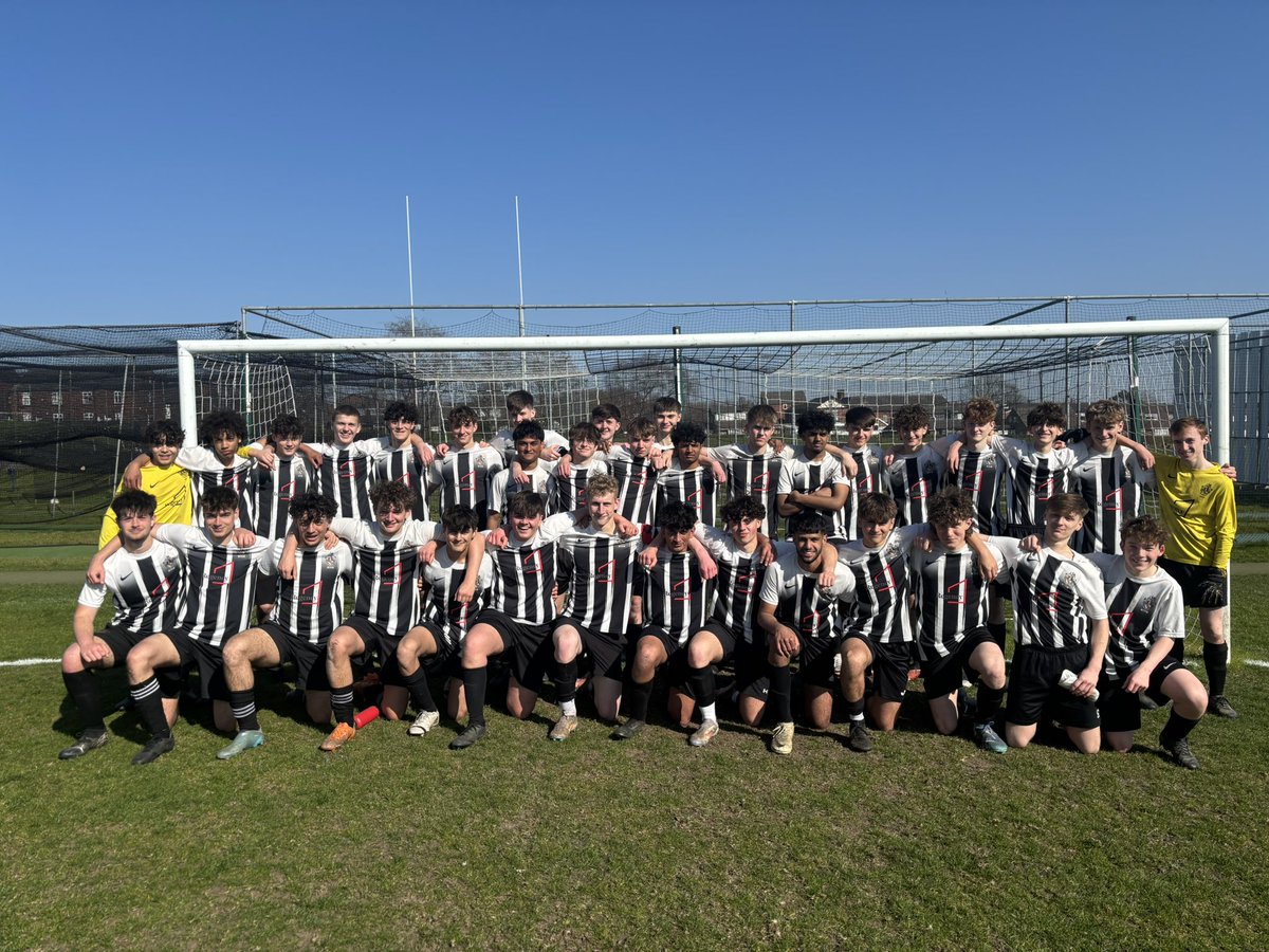 BSBDSport's tweet photo. Final matches for our 2nd &amp; 3rd Xl Football squads this afternoon, two wins always a nice way to end but most importantly it’s about enjoying playing sport with their mates.

#BSBDFootball @BoltonSch @BoltonSchAlumni ⚫️⚪️⚫️⚪️ https://t.co/HOIeznqSDl