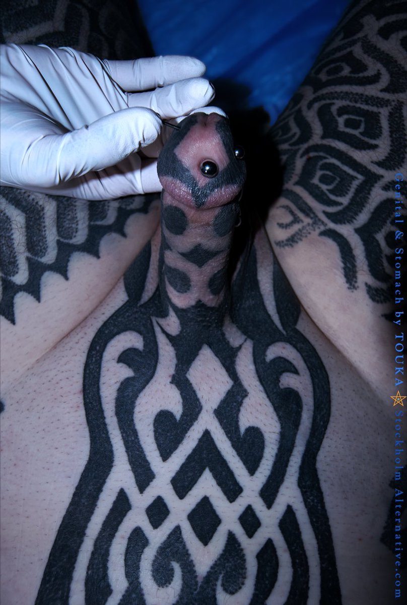 🎖️🍆🎖️ Healed #genitaltattoo &amp; Stomach by <a href="/touka_voodoo/">Touka Voodoo 🇸🇪</a> Made in 🇸🇪 Sweden for client 👑 travelling from the United Kingdom 🇬🇧🤍 for his tattoo. #tattooedpenis