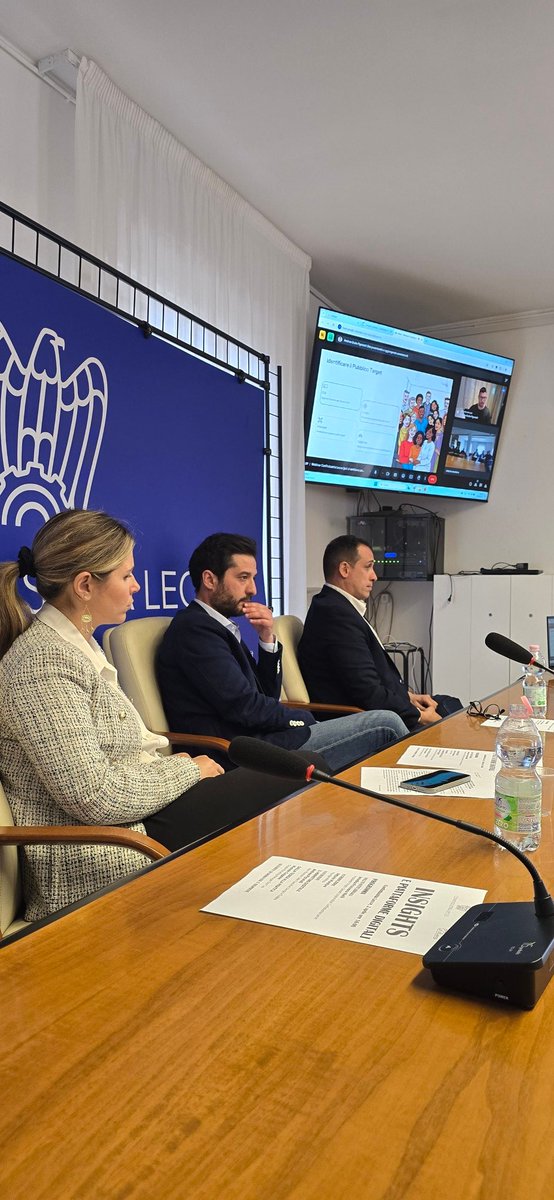 ll futuro digitale delle imprese: si è concluso l'incontro su "Insights e Piattaforme Digitali", organizzato dal Gruppo Giovani Imprenditori di Confindustria Lecce                    instagram.com/p/DH8vVRhqdb3/…