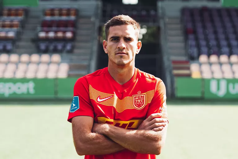tombogert's tweet photo. Sources: San Diego FC are finalizing a deal to sign forward Milan Iloski on loan from FC Nordsjælland. @SanDiego_Futbol 1st.

Iloski, 25, exploded for Orange County in the USL Championship before moving to Denmark, with 43g/11a in two seasons.

Details: https://t.co/DCEGLeMXMa https://t.co/jNjOzQpjhl