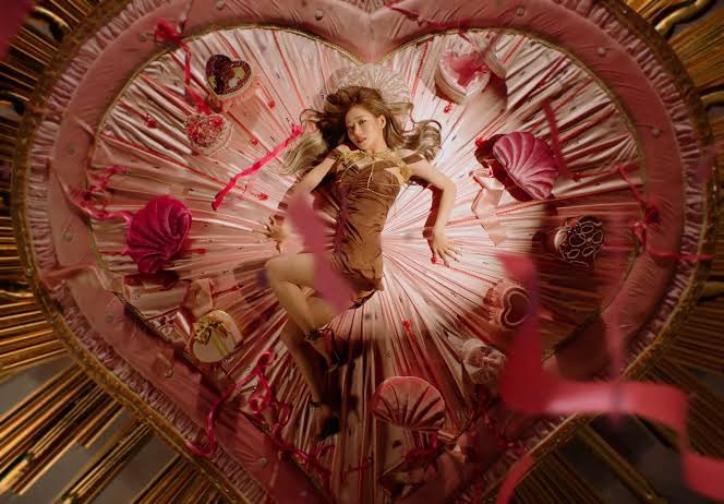 1 year ago today, KISS OF LIFE released “Midas Touch”.