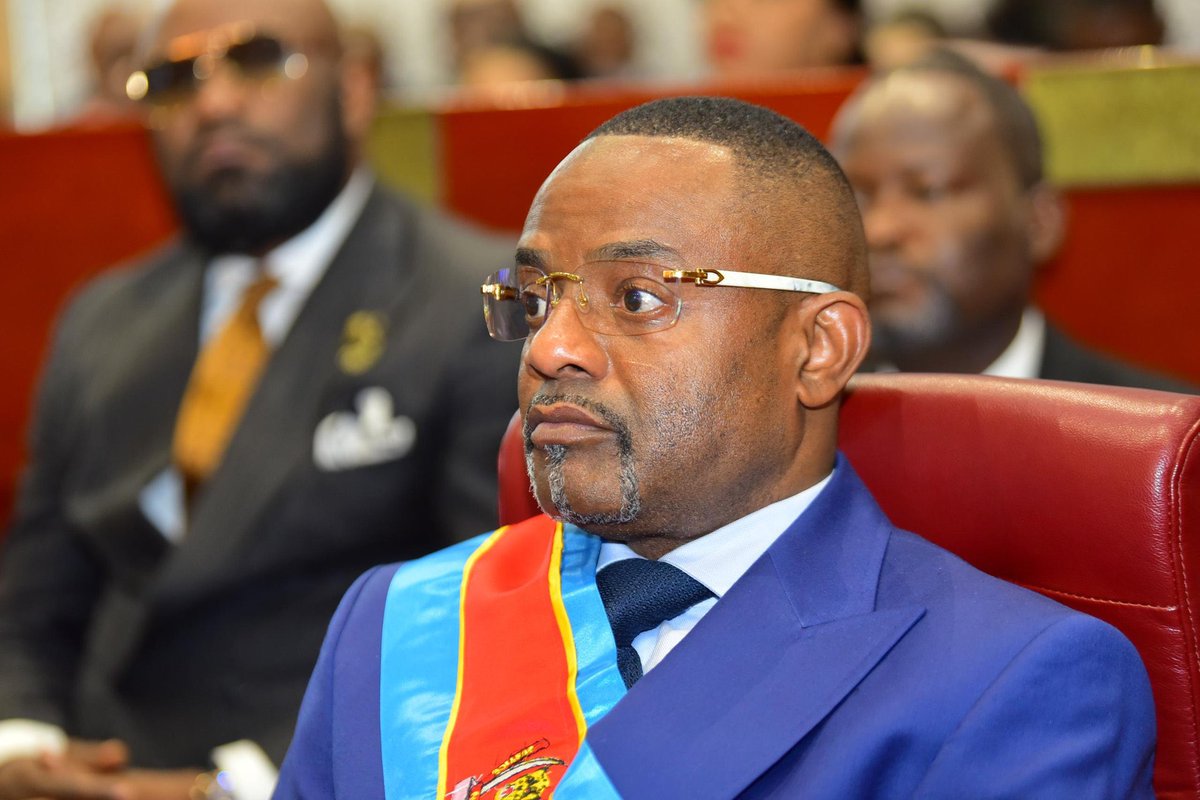 7Ledia7's tweet photo. [#RDC : L'honorable sénateur @SalomonKalonda dit non comme le parti #Ensemble Aux consultations dirigées par #Eberande kolongele ! 

Il dit oui à l'initiative de la #Cenco et #ECC « pacte social pour la paix » ✋✋✋✋✋👇👇] https://t.co/oIpLzOQPtl