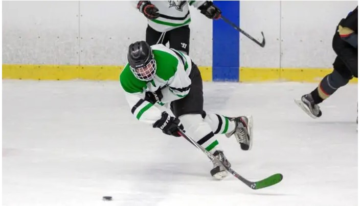 Senior Hockey Players: The 6 Stages
A look at the rise (and fall) of the beer league hockey player. #Hockey #BeerLeague #Seniors bit.ly/6-stages-hockey