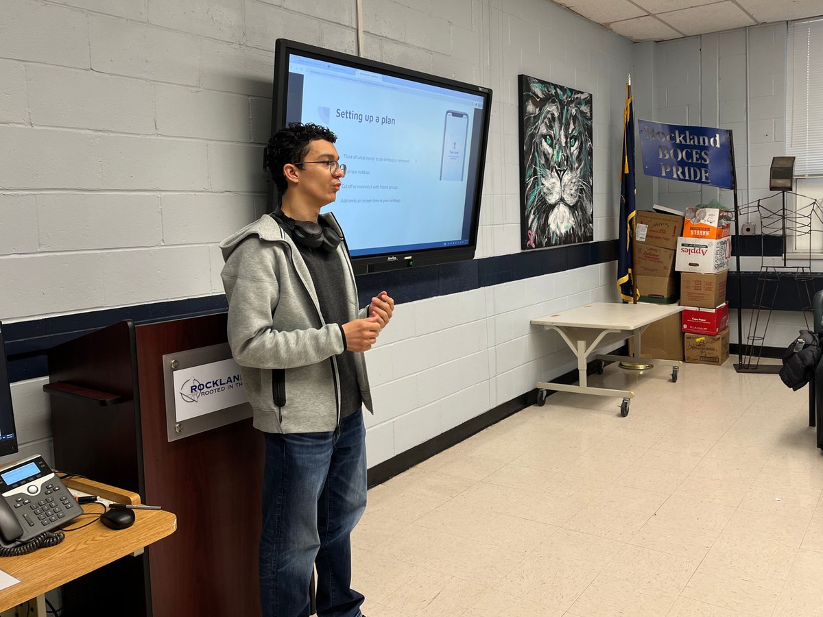 Students in our #RocklandBOCES CTEC Cyber Technology program launch their “Social Media Detox” series. Over the next several weeks, these digital citizenship ambassadors will visit other CTEC classrooms for peer to peer lessons highlighting the pitfalls of social media.