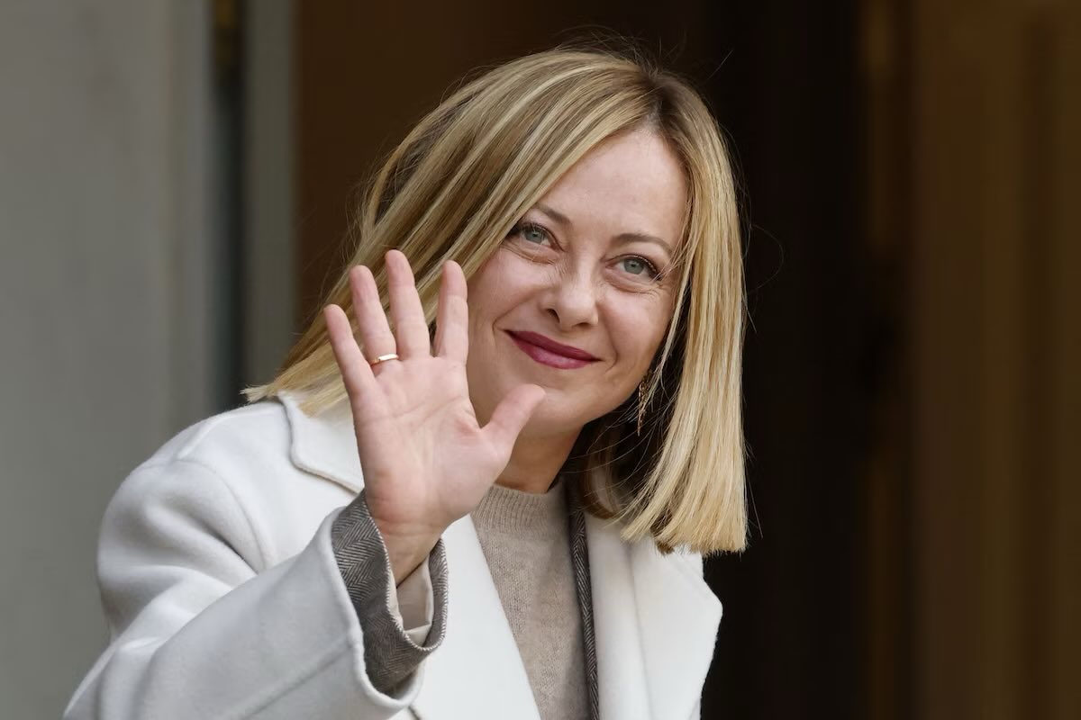 GOSSIP ROOM tweet media