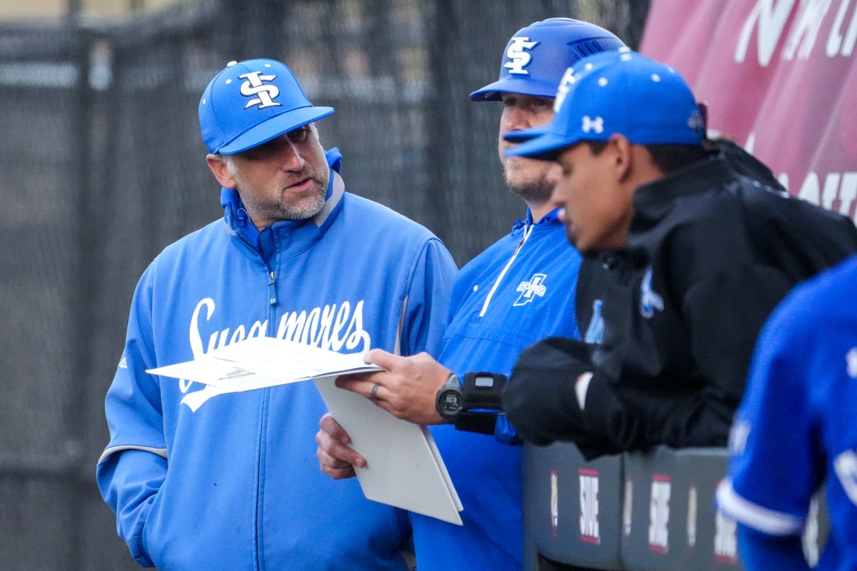 Indiana State Baseball (@indstbaseball) on Twitter photo The <a href="/CoachArch06/">Tracy Archuleta</a> Show presented by Grayless Heating and Cooling is back tonight at Show-Me's starting at 6:30 p.m.
Can't make it? Listen live on <a href="/1055WVIG/">105.5 The Legend</a> or by clicking the link below ⤵️
tinyurl.com/3rdhd9hs
#MarchOn The <a href="/CoachArch06/">Tracy Archuleta</a> Show presented by Grayless Heating and Cooling is back tonight at Show-Me's starting at 6:30 p.m.
Can't make it? Listen live on <a href="/1055WVIG/">105.5 The Legend</a> or by clicking the link below ⤵️
tinyurl.com/3rdhd9hs
#MarchOn