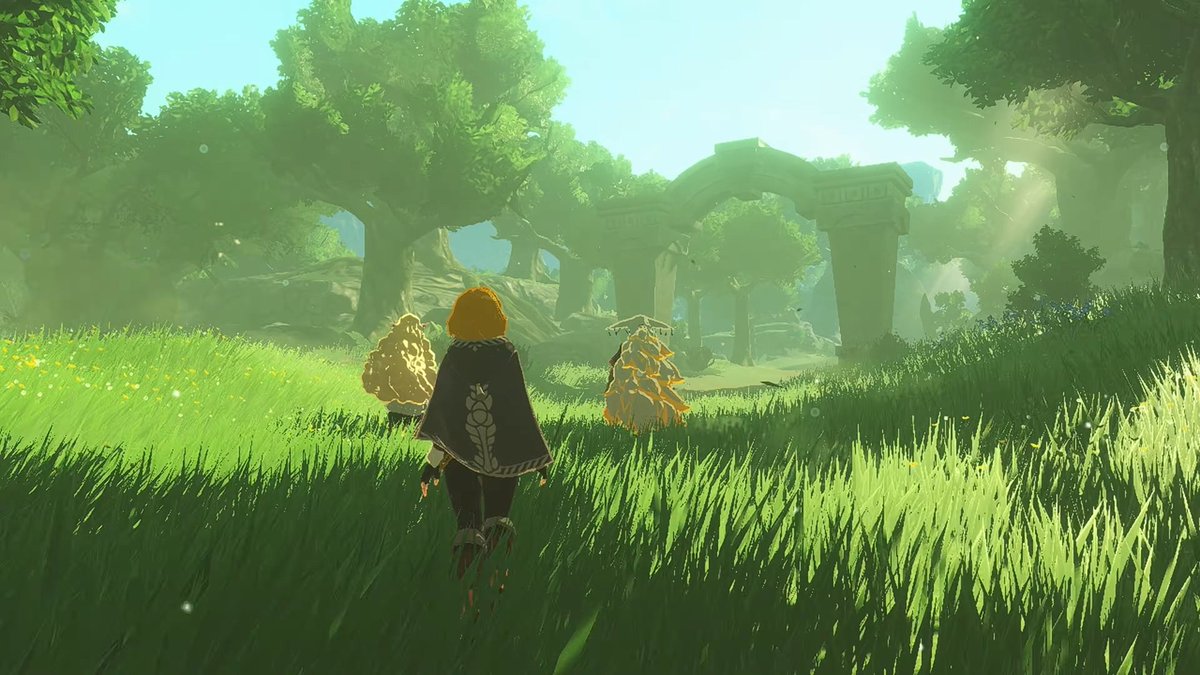 People have been asking for a mainline Zelda game where you actually play as Zelda for YEARS, so including this shot in a trailer before revealing it's actually another Hyrule Warriors game is EVIL