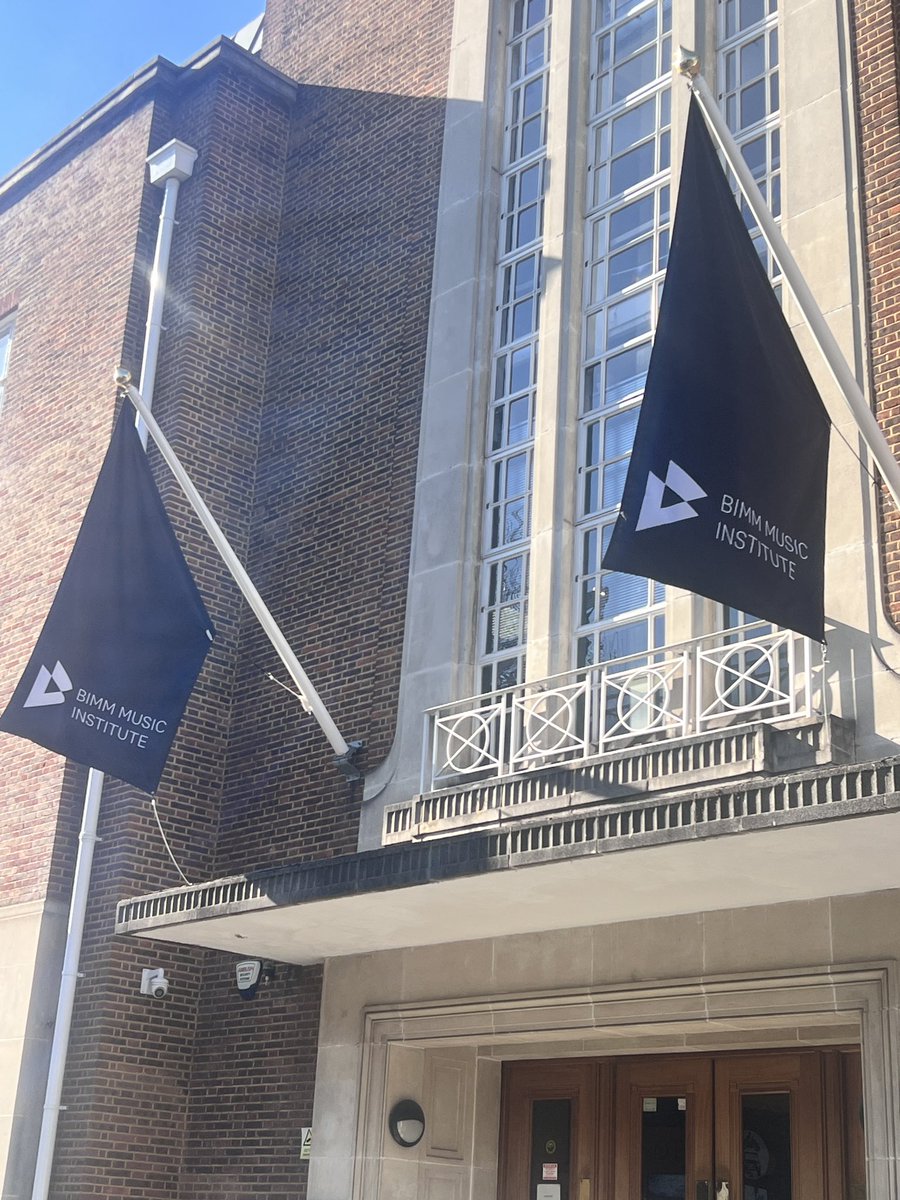 Team #BMC &amp;  <a href="/Wretch32/">Home?</a> are at <a href="/BIMM_Institute/">BIMM</a> today for a #Wretch23 Masterclass on his route to his artistry…..#LetsGooooooo 🚀