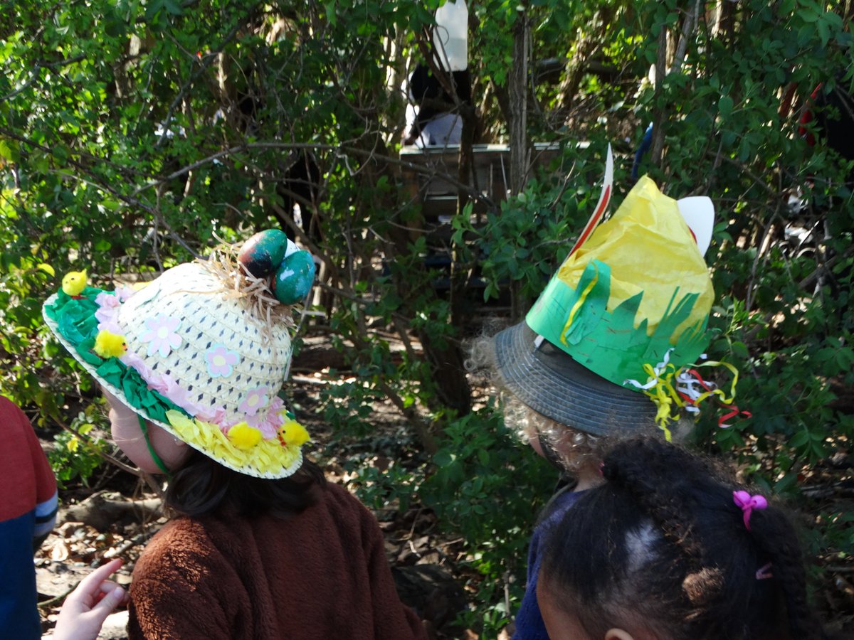 thewillowN17's tweet photo. Fabulous #easterweekend #eastereggs #easterhat event with our EYFS team in #schoollife today in our #outdoorlife #outdoorlearning #forest #forestschool
This is #Tottenham @haringeycouncil https://t.co/1ycCFm2JEB
