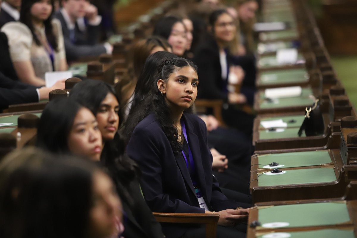 We wrapped up the third and final week of Forum’s National Summit last week, and it was another incredible session! 

Young people aged 14 to 18 from across Canada came to Ottawa to learn about our country’s democratic systems, and how they can contribute. #ForumFYC