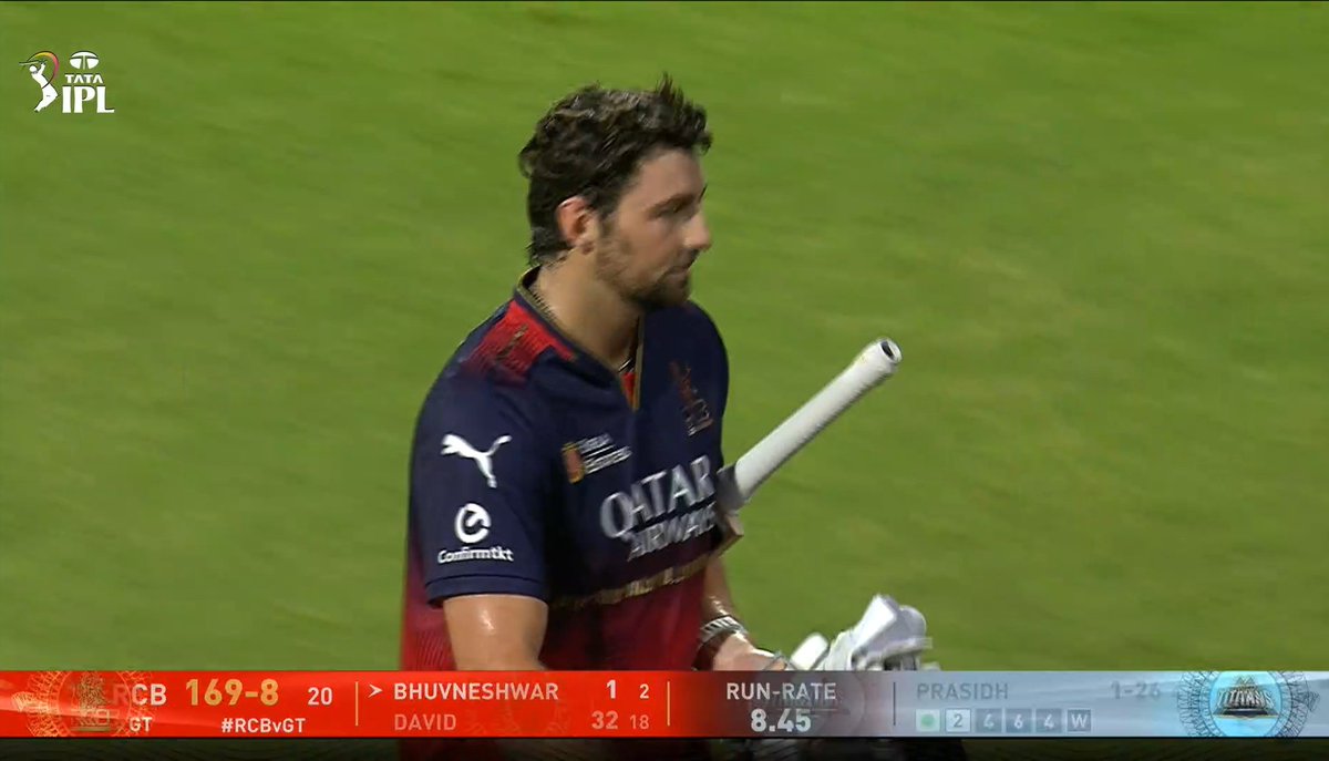 imAashutoshh's tweet photo. GUJRAT TITANS NEED 170 TO BEAT RCB AT CHINNASWAMY. https://t.co/YidPlEezIg