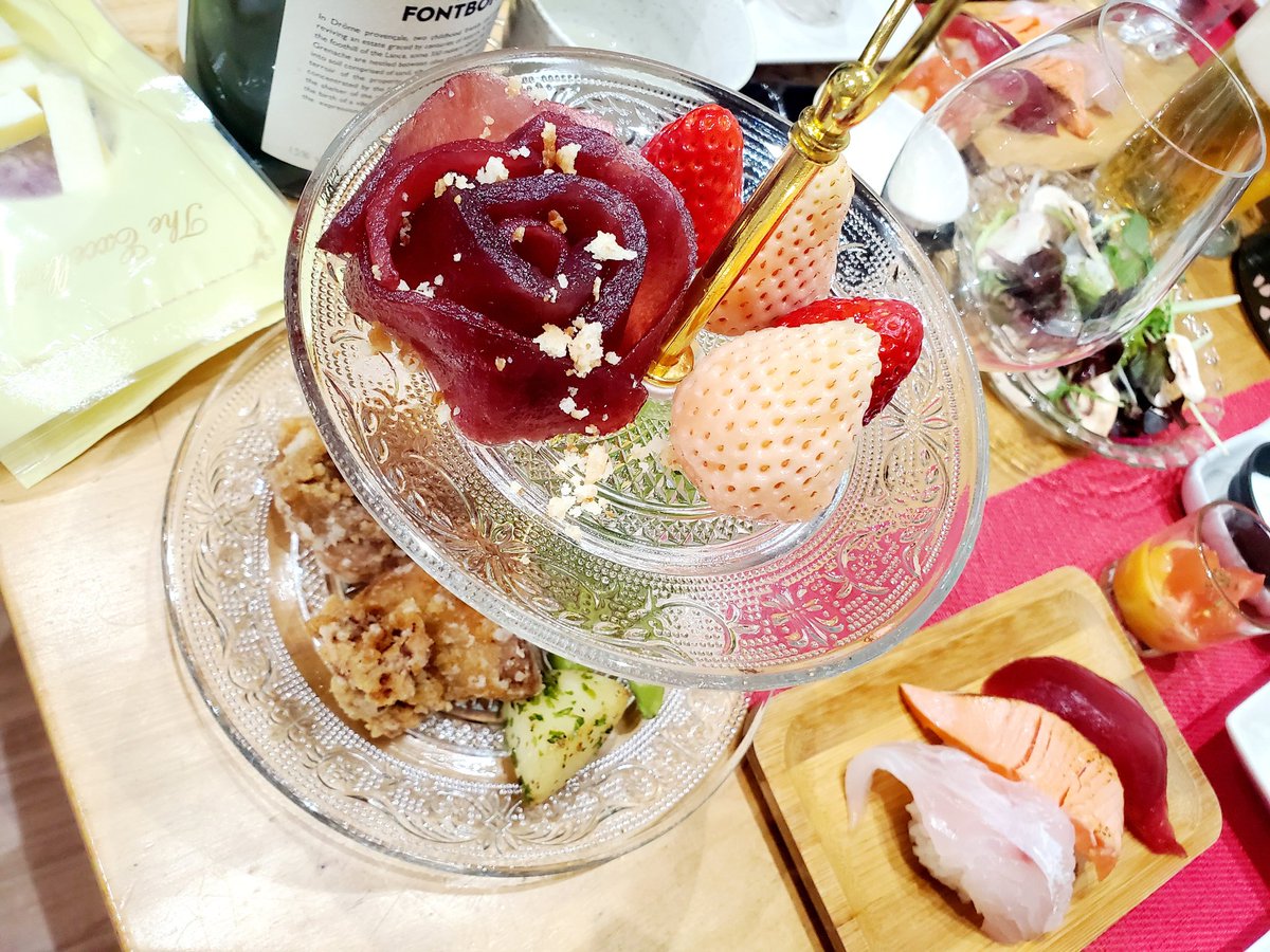 H_Spring_Sarah tweet picture