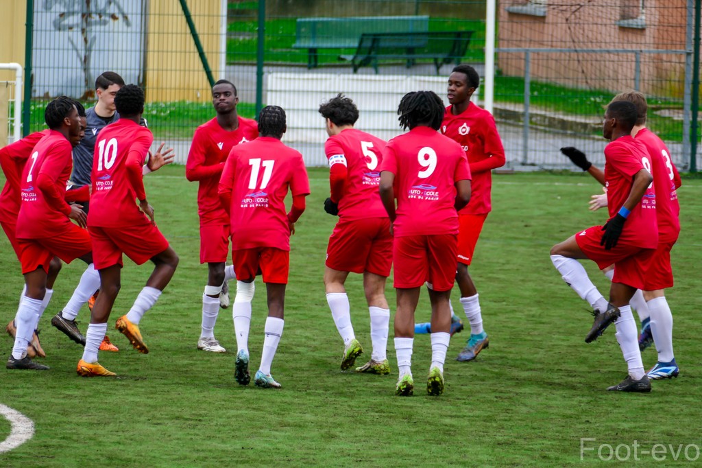 foot_evo's tweet photo. Palaiseau vs Meudon championnat U18 2024
#palaiseau#meudon#football#u18#goal#but#idf https://t.co/qze5YCx4RA