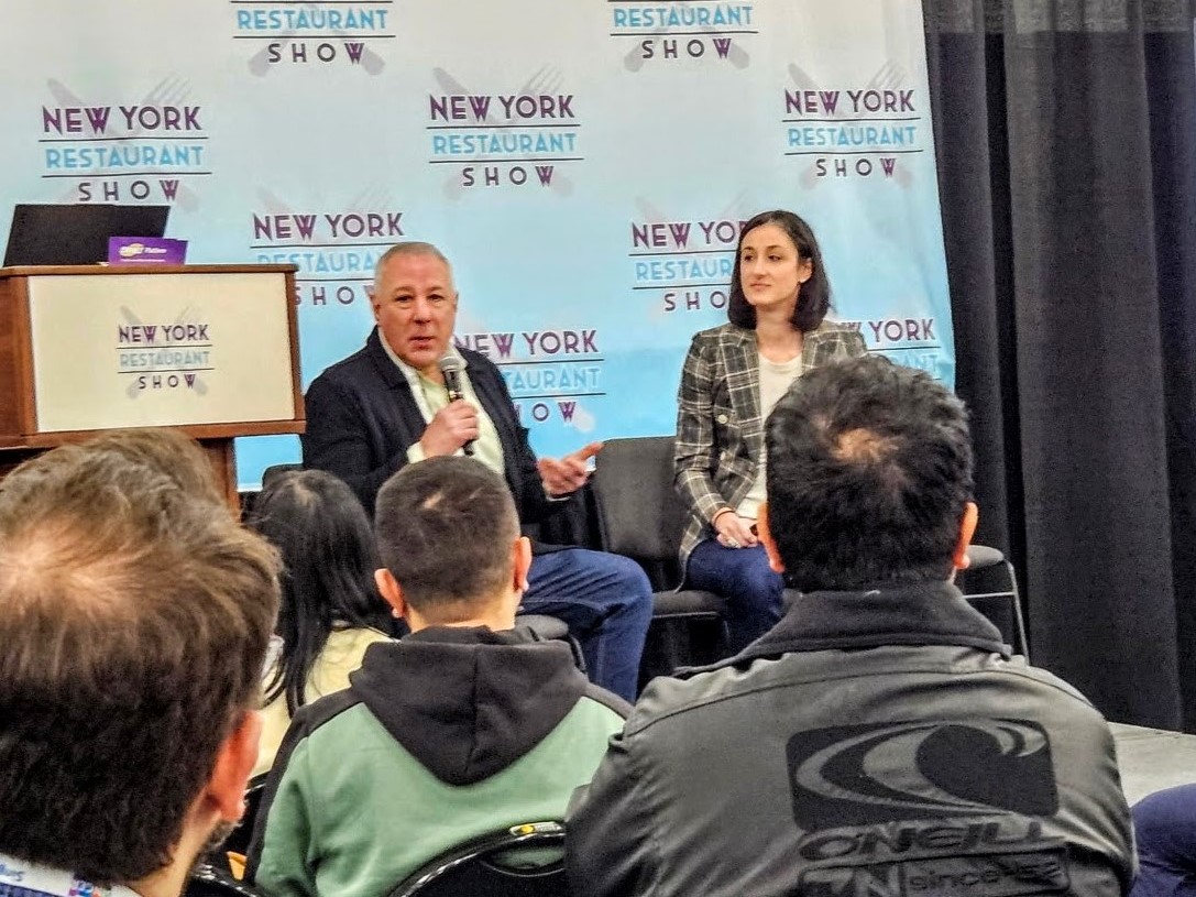 NYC_SBS's tweet photo. We've got the recipe for success! 🧑‍🍳
 
We had a full plate this week at the NY Restaurant Show - from training new restaurant cooks w/ #FirstCourseNYC to sharing FREE @nycgov resources for #smallbiz in the restaurant + @nycnightlifegov ind! 🧑‍🏫🪩🍽️

https://t.co/uEdL0t3U1C https://t.co/5xAWUXm2VY