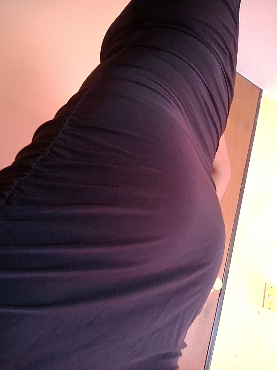 tv_jimena's tweet photo. Photo para q no me extrañen....ya se q los tengo olvidados pero ando a las carreras siempre. 
Rico beso a su parte bb
😘💋💋💋💋💋💋💋💦🥛,🤤 

Hoy más formal me tocó salir ojala les guste como a mí 😎 https://t.co/5TrkFKDAAX