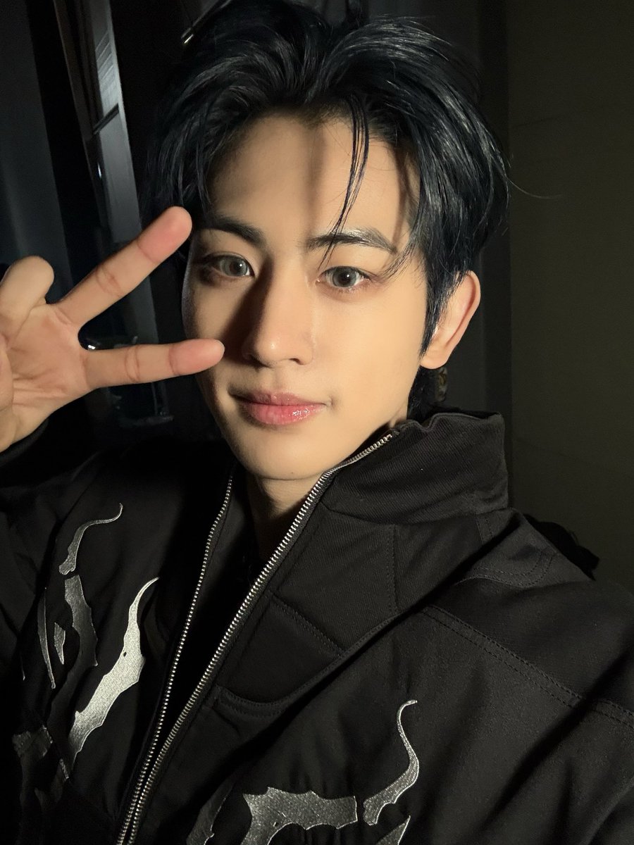 hdmi let’s gooooooo❤️‍🔥

#형석 #HYUNGSEOK