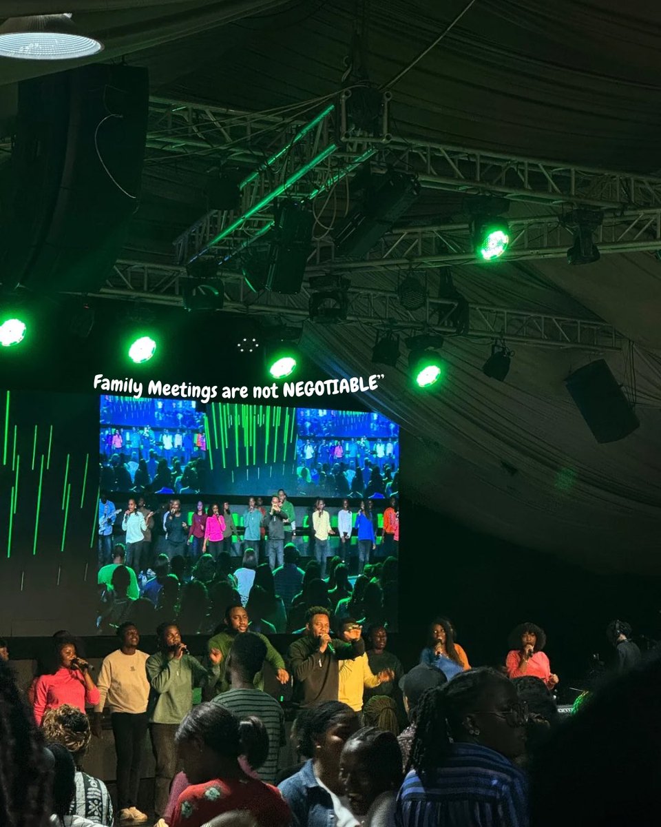 AgirlcalledTemi's tweet image. March was great, but April will be awesome!

Danke März ✨🤎

#Marchvibes #Memories #Godfirst #Fitness #Selflove