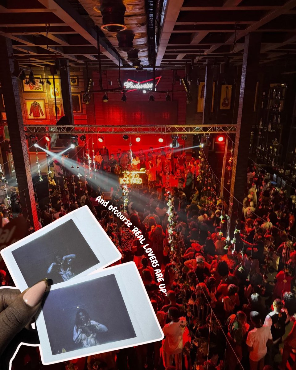 AgirlcalledTemi's tweet image. March was great, but April will be awesome!

Danke März ✨🤎

#Marchvibes #Memories #Godfirst #Fitness #Selflove