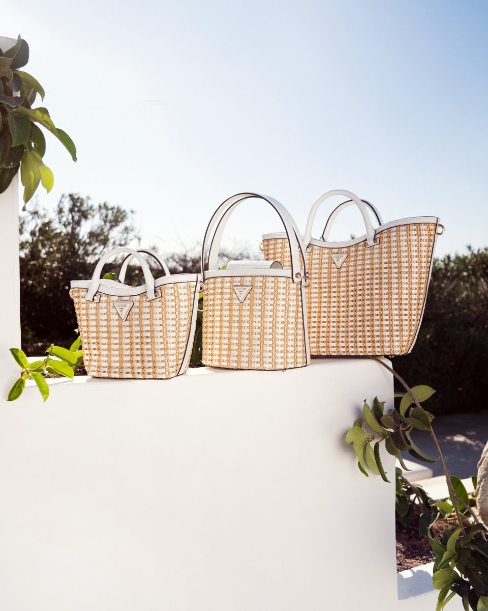 Add the right level of sophistication to every look. geni.us/GUESSHandbags