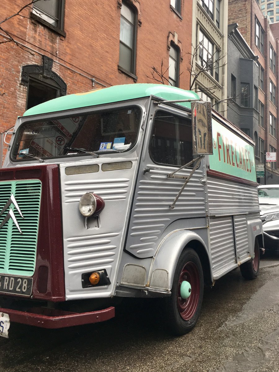 Thursday MAY 8 - Billy is heading to 20 W Wacker this morning! Fuel your day with coffee and donuts - come on over. 20 W Wacker 7am-2pm or sold-out. See you there!