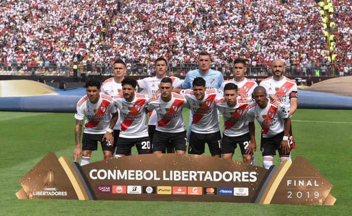 este equipo fue el que viajo a lima un 23/11/2019 y no volvio, hoy miercoles 2 de abril volveremos a lima para recuperar nuestra mistica ¿volvera este river?