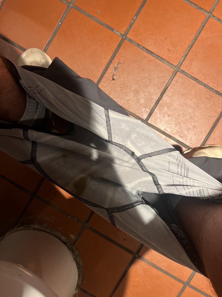 BigMommaKoolAid's tweet photo. It was almost the end of Big Momma in the Chipotle on University. The Honey Chipotle Chicken tried its best to take her out, but it wasn’t anything BM hasn’t dealt with before. Lost a battle or two but won the war. On the bright side BM feeling 15 pounds lighter. #grit #SECtough https://t.co/ARver5uHTh
