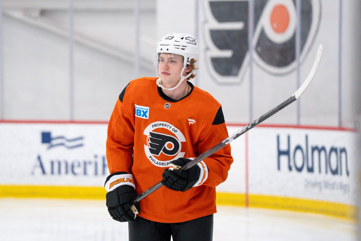 NHLFlyers's tweet photo. Orange &amp; Black looks good on you, Karsen! #LetsGoFlyers https://t.co/mmZHNwMJPM