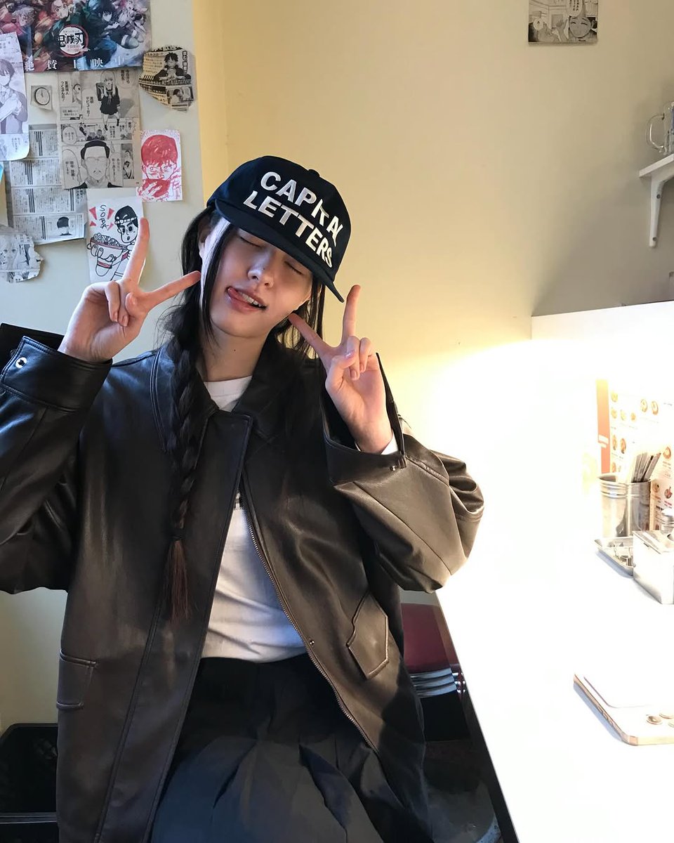 Chic and coquette, never a threat—just a soft glow you won’t forget. Silk and pearls, twirls and swirls, dressed like a dream in a world full of curls. 🎀🗯