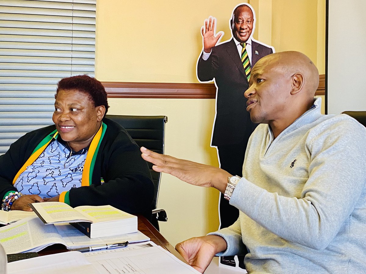 Polediso Motsoeneng tweet media