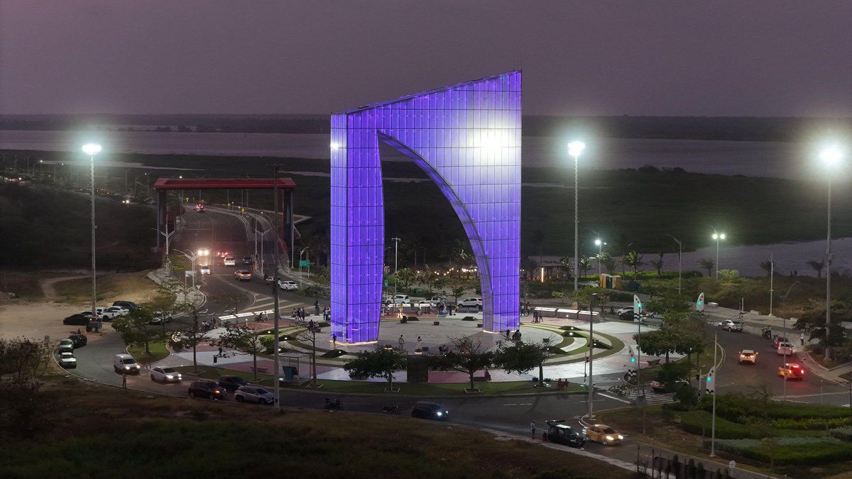 AlejandroChar's tweet photo. Esta nominación es la muestra de que Barranquilla avanza a pasos gigantes. ¡Ahora todos a votar! Las votaciones cierran el 3 de agosto, sigamos demostrándole al mundo que estamos a otro nivel. 🔗 https://t.co/yGSppPmItz https://t.co/IpWTjAmf5H