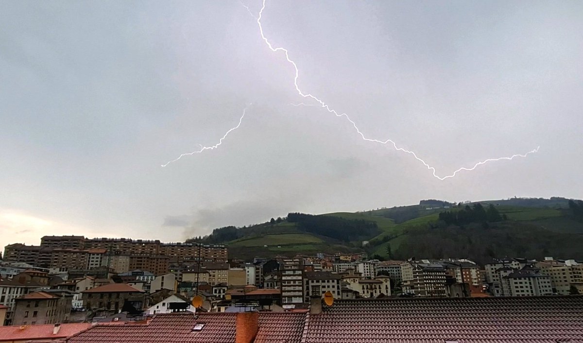 La primera de la temporada. Cangas del Narcea.