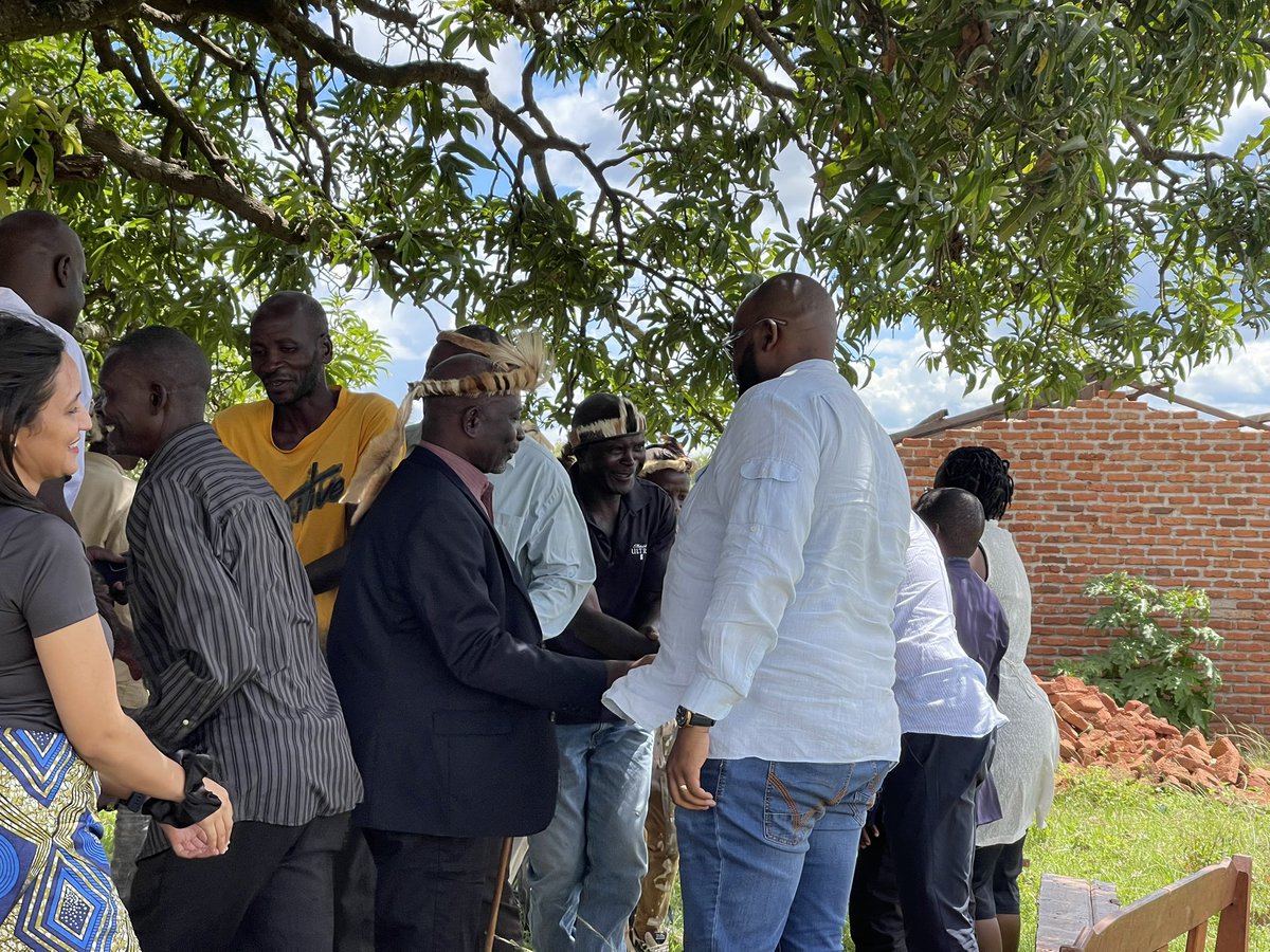 IomZambia's tweet photo. "The SRHR-HIV Knows No Borders #KNBProject has transformed our community by making SRH services accessible and relevant. We are healthier and more empowered." - Traditional Leader in Chipata, Eastern Province. https://t.co/oIg8oVtzcC