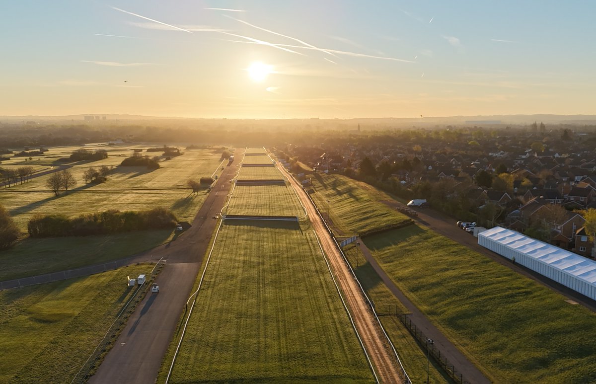 It's time... ☀️

The <a href="/RandoxHealth/">Randox Health</a> Grand National Festival is here 💥