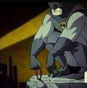 لمه تكون ملياردير و بدال ما تصرف فلوسك على تحسين الأمان بمدينتك و تقتل الفساد الي بيه  تروح تصرفه على معدات غاليه حتى تقاتل بيه اشرار و تعرض نفسك للخظر