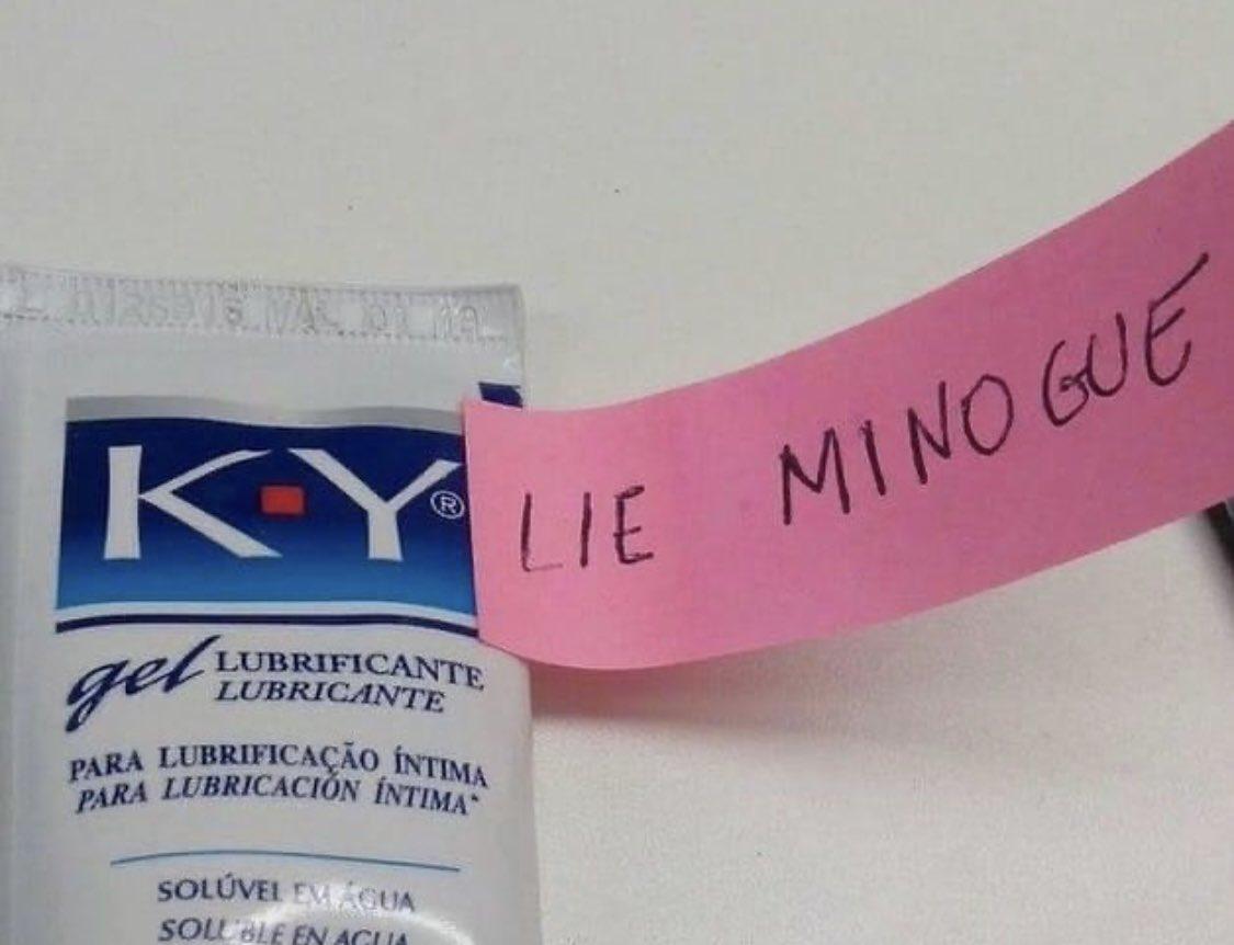 Pepe Minogue ✨ (@ppluche_martini) on Twitter photo 