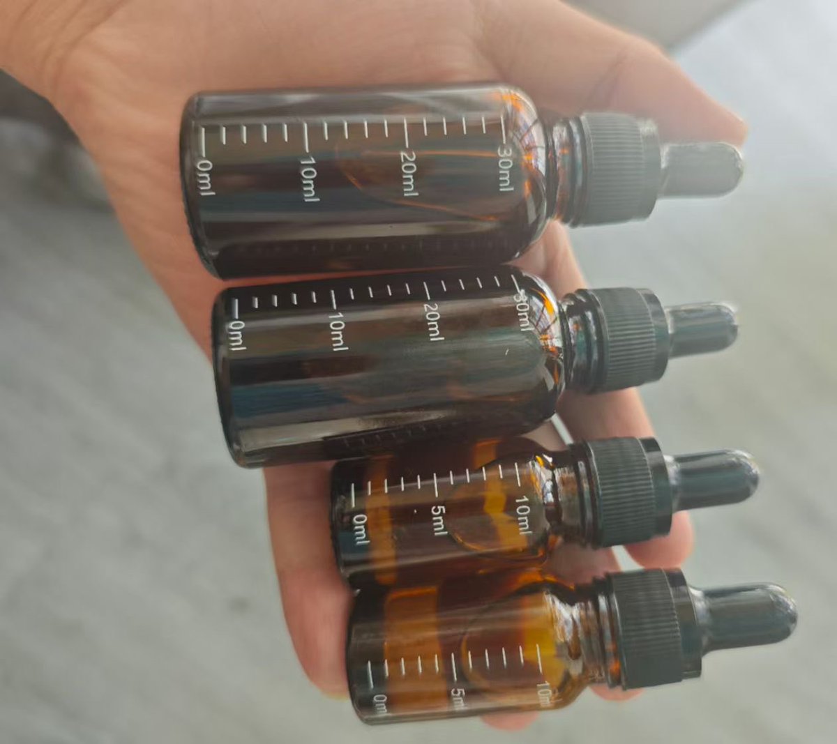 0水g水发情水
规格：10ml/瓶。30ml/瓶 每次用量ml
性状：白色半透明液体微苦
无明显副作用
使用后约10分钟左右见效，药效2个小时起效后性欲暴增，大部分女性/伪娘会主动求欢轻松即可达到高潮、潮吹
注意！起效后仅显著增加性欲、强效催情、丧志跟陌生人使用请提前吃事前阻断药、你会求男人
不帯套