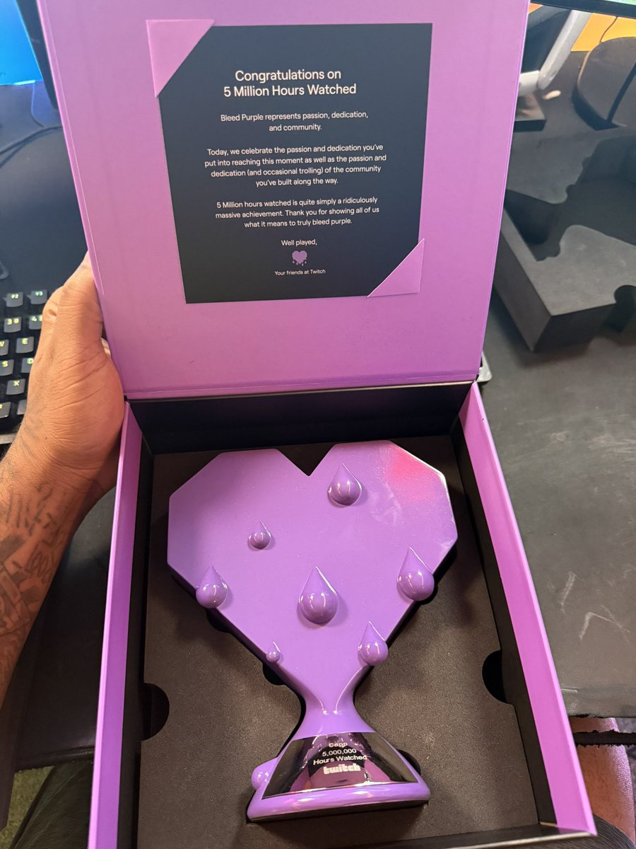 CapThaGod's tweet image. 5 mil 💜 preciate yall forever