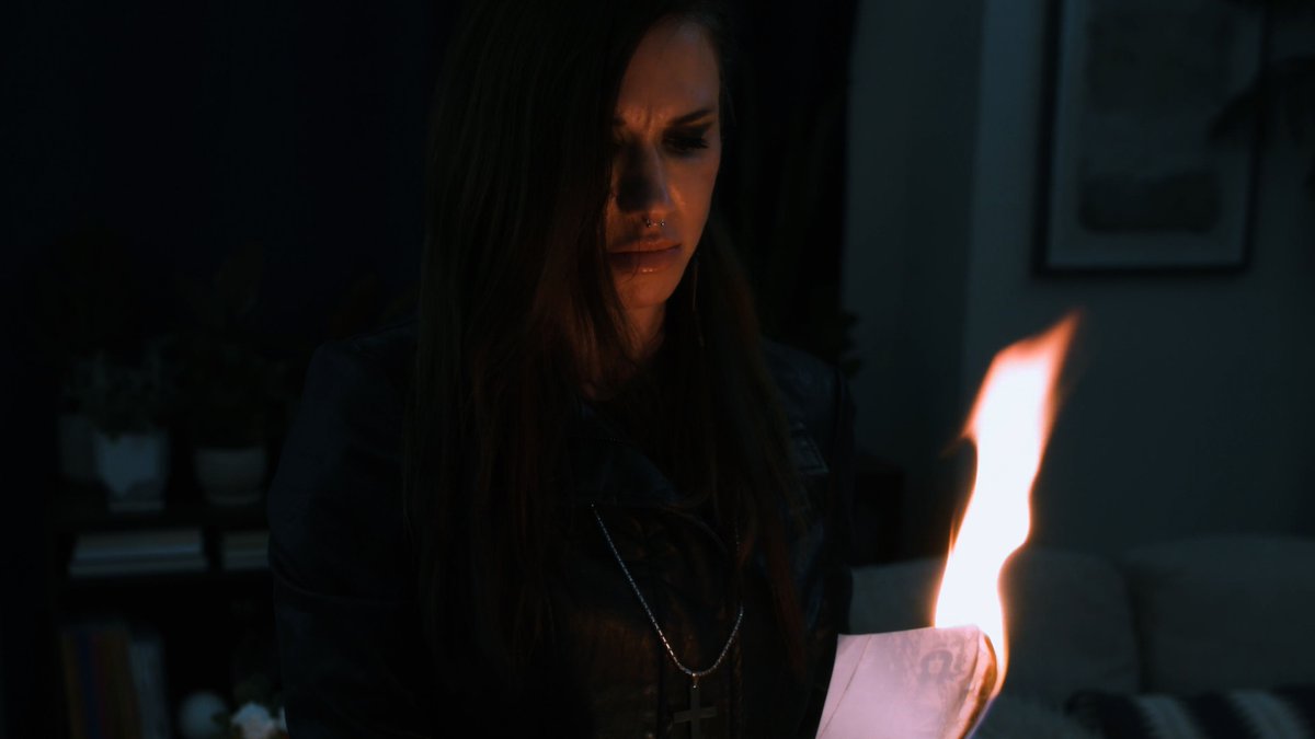 Just can't wait to sink your teeth into THE NIGHT IS YOUNG?? 🦷🩸

Catch this vampire flick ahead of its April 18th release! #THENIGHTISYOUNG is available now on <a href="/PrimeVideo/">Prime Video</a>!

Link here: bit.ly/42dc1qO