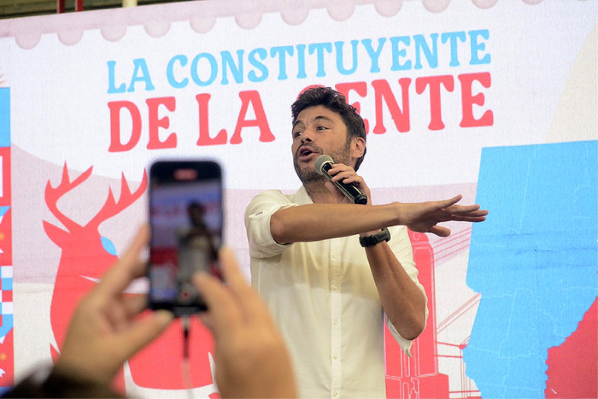 Mario Galoppo (@mariogaloppo) on Twitter photo Elecciones. El candidato a convencional <a href="/juanmonteverde/">Juan Monteverde</a> reclamo ante el Tribunal Electoral por la falta de difusión de las elecciones del 13 de abril. En un escrito sostiene que "la gente no sabe qué se vota y eso no es casual". Sostiene que el gobernador "no quiere que se Elecciones. El candidato a convencional <a href="/juanmonteverde/">Juan Monteverde</a> reclamo ante el Tribunal Electoral por la falta de difusión de las elecciones del 13 de abril. En un escrito sostiene que "la gente no sabe qué se vota y eso no es casual". Sostiene que el gobernador "no quiere que se
