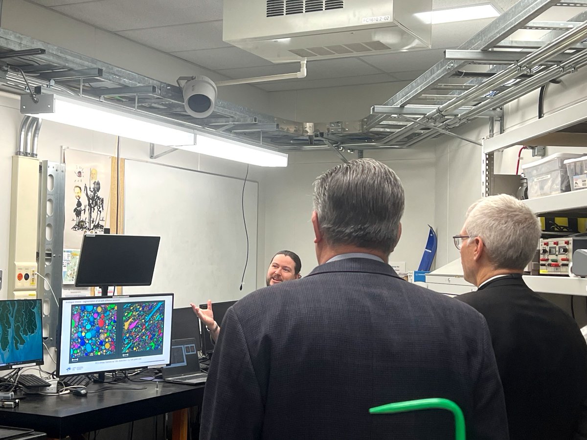CanadianLightSource (@canlightsource) on Twitter photo We had the honour of welcoming His Excellency Olaf Kjelsen, Ambassador of Switzerland to Canada, and Thomas Schneider, Consul General of Switzerland, to our facility today. Thank you for coming to Canada's only synchrotron!
<a href="/usask/">U of Saskatchewan</a> <a href="/SKGov/">Government of Saskatchewan</a> <a href="/SwissEmbCanada/">Switzerland in Canada / La Suisse au Canada</a> <a href="/SKTradeInvest/">Saskatchewan Trade & Invest</a> We had the honour of welcoming His Excellency Olaf Kjelsen, Ambassador of Switzerland to Canada, and Thomas Schneider, Consul General of Switzerland, to our facility today. Thank you for coming to Canada's only synchrotron!
<a href="/usask/">U of Saskatchewan</a> <a href="/SKGov/">Government of Saskatchewan</a> <a href="/SwissEmbCanada/">Switzerland in Canada / La Suisse au Canada</a> <a href="/SKTradeInvest/">Saskatchewan Trade & Invest</a>