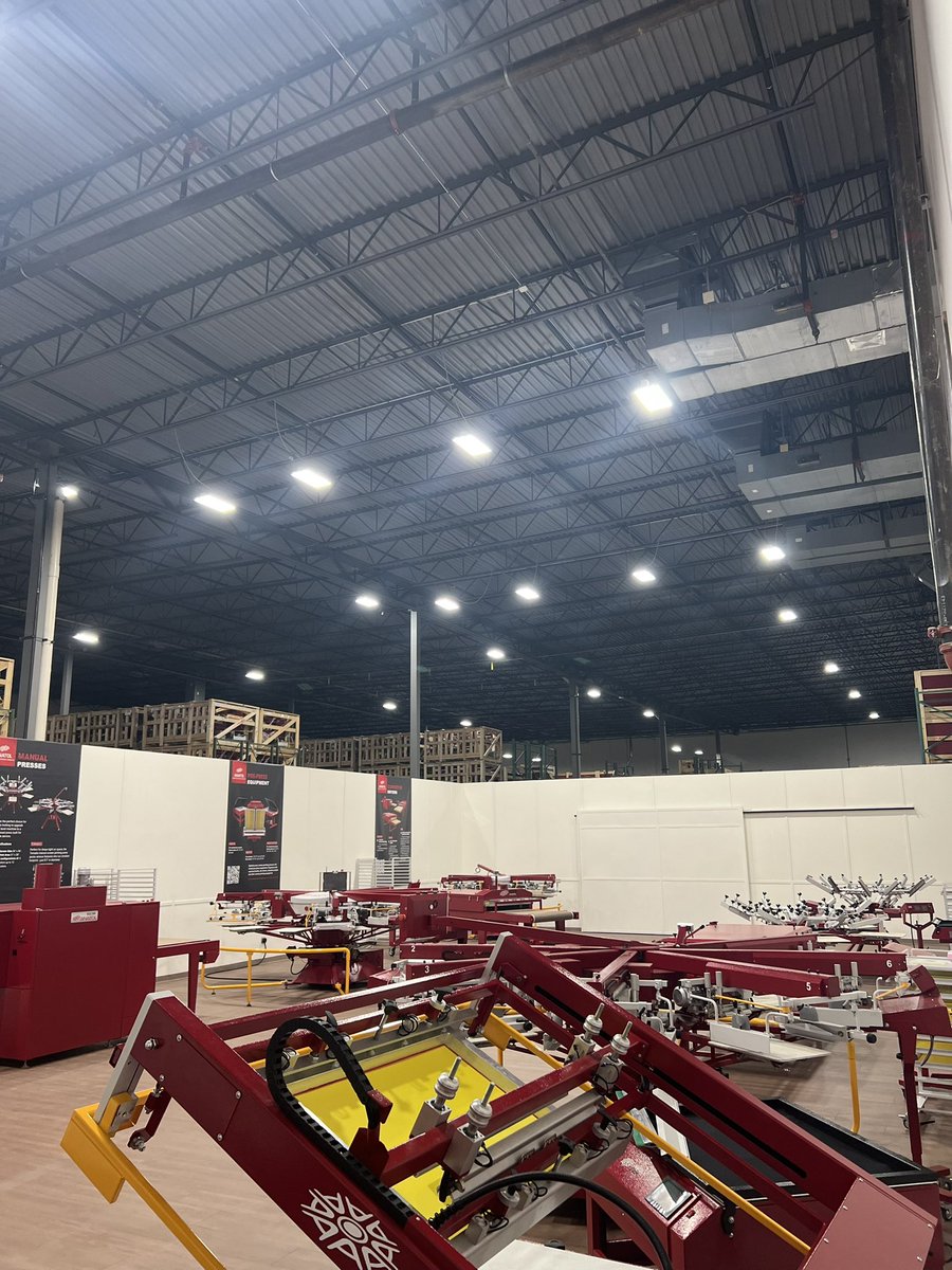 Our U.S. showroom has come a long way! The team is excited for the opportunities this space will provide! What machines would you want to try out here?