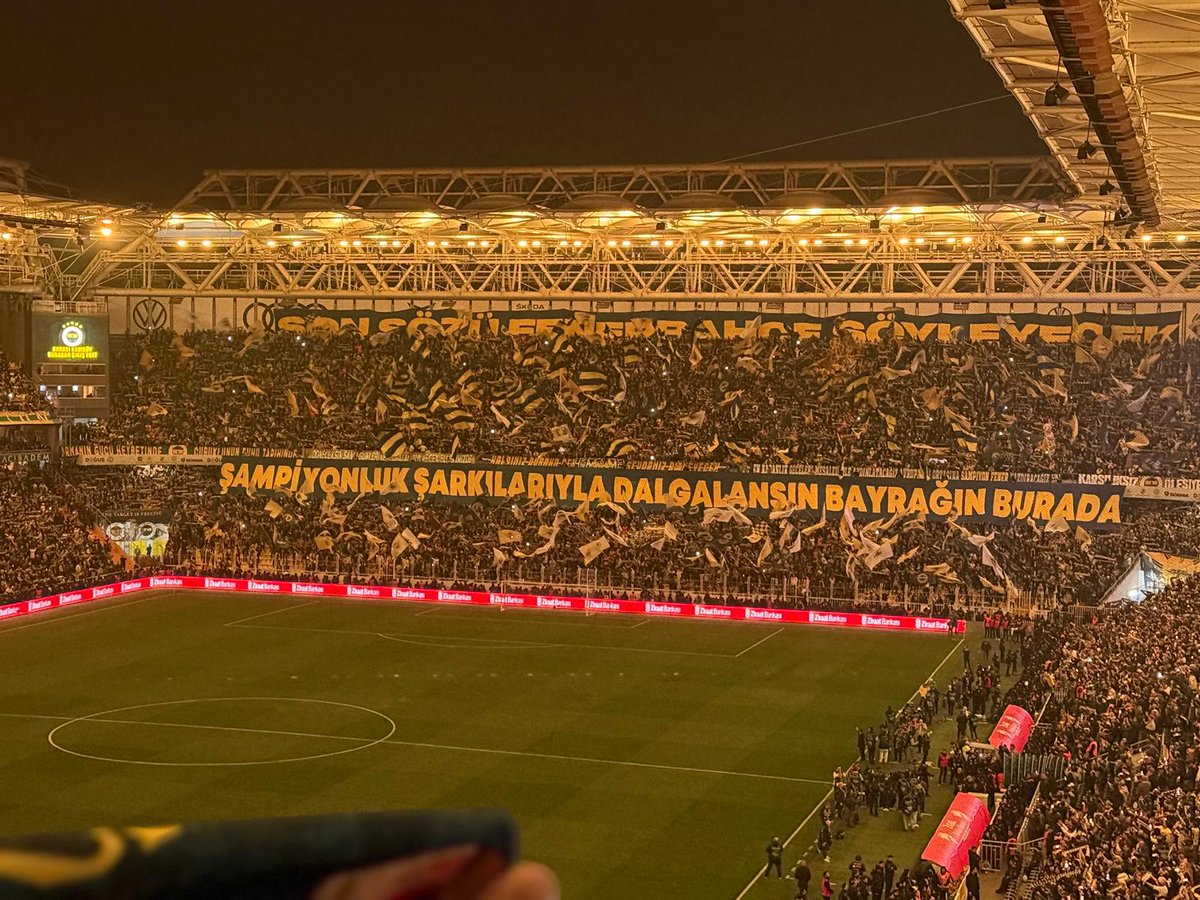 Dalgalansın Bayrağın Burada !